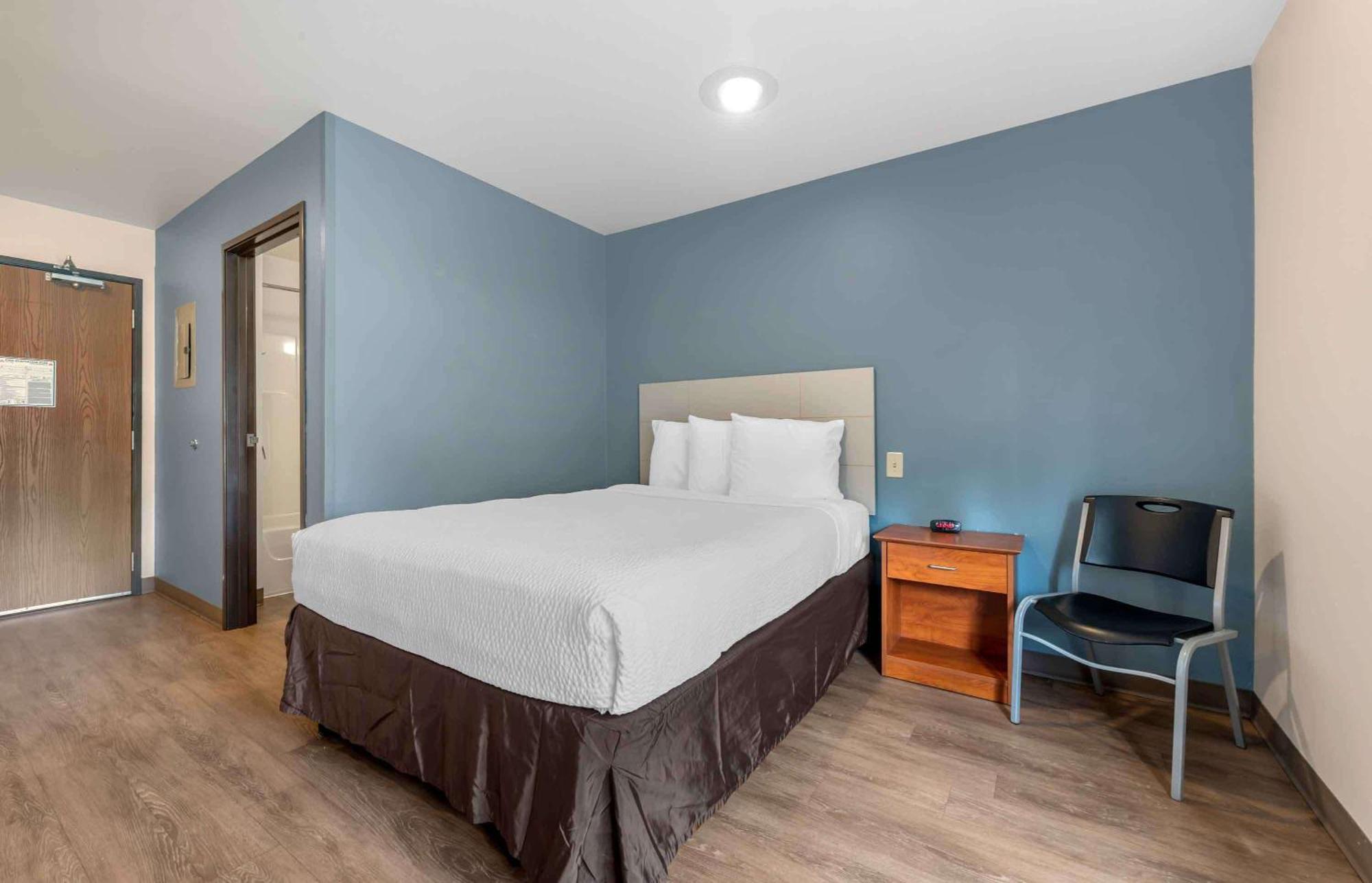 Extended Stay America Select Suites - Orlando - East Exterior photo